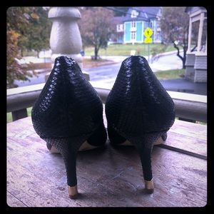 Gold accent heels 😻 sz 9.5 worn once